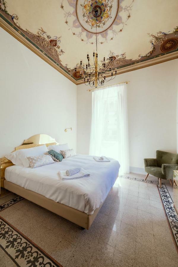 Palazzo Dei Grifoni - Luxury Suites - サン・ベネデット・デル・トロント エクステリア 写真